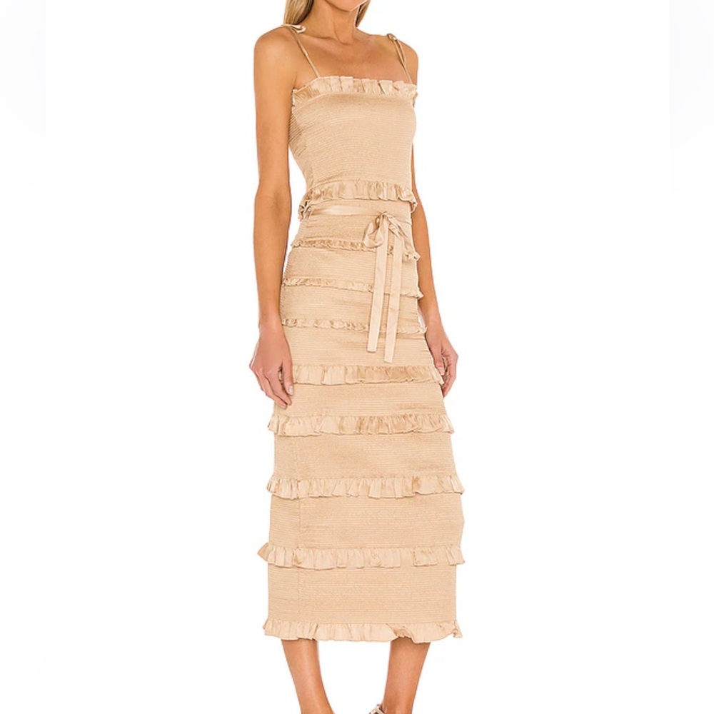 v chapman lily dress in warm sand